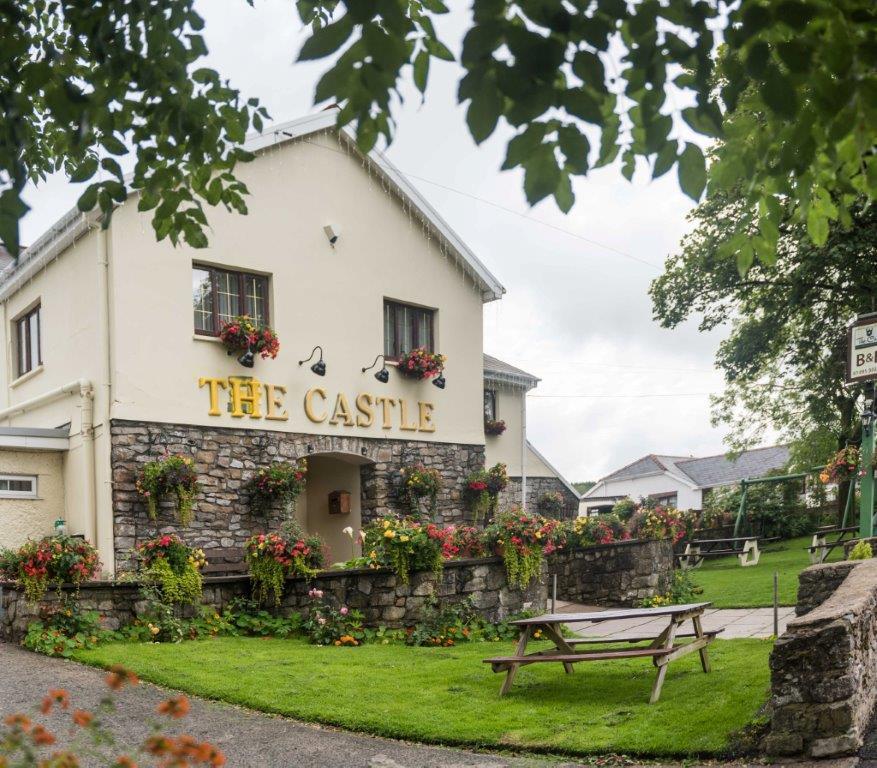The Castle Inn Ebbw Vale Exterior photo